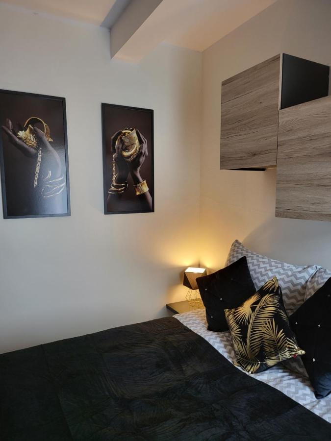 Moon Apartments Poznan Luaran gambar